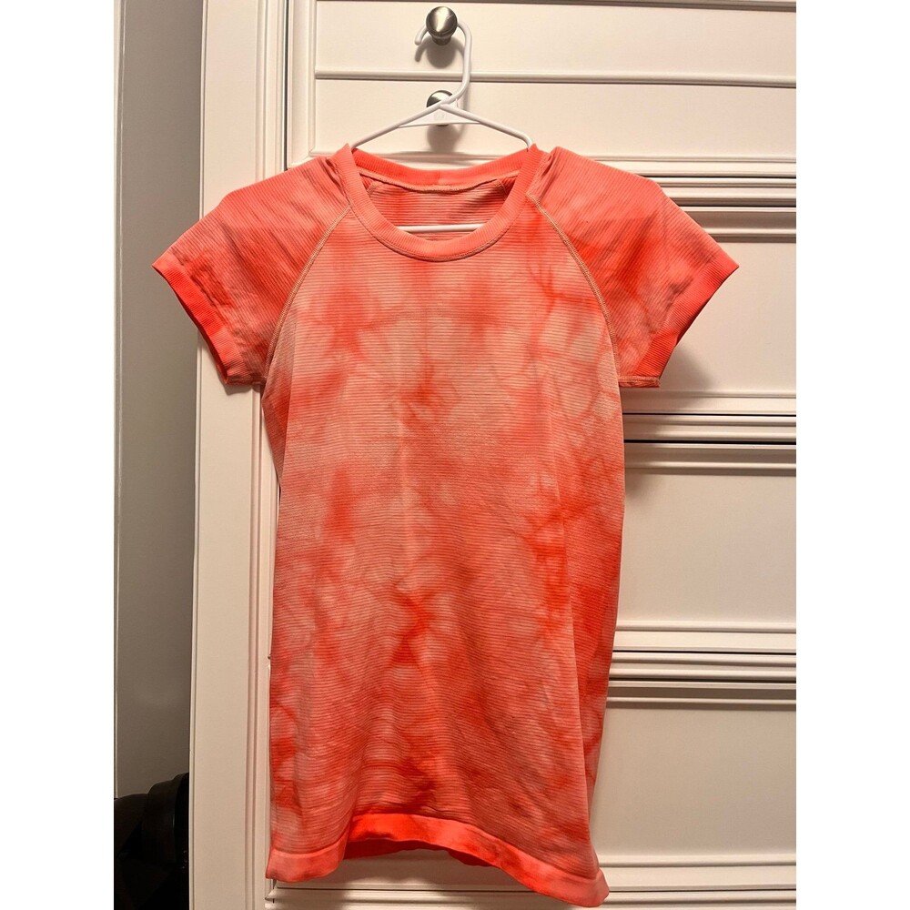 Lululemon swiftly tee shirt